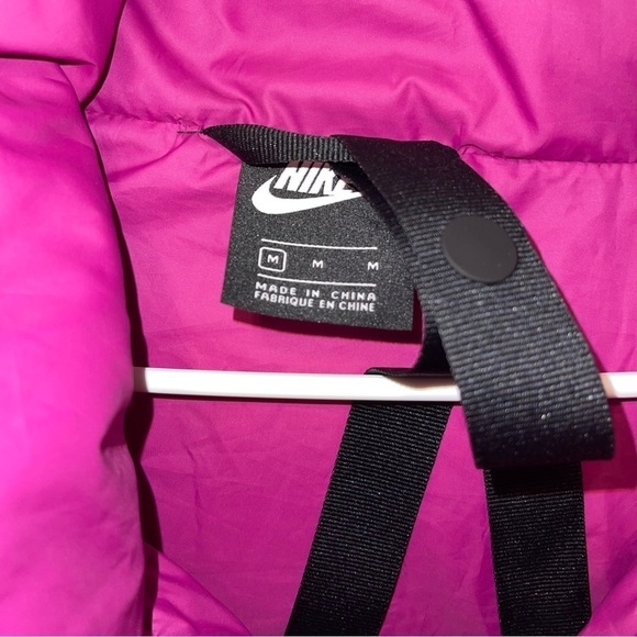 Nike Puffer Down Jacket  Size M - Picture 7 of 11